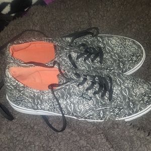 Women's paisley Van's